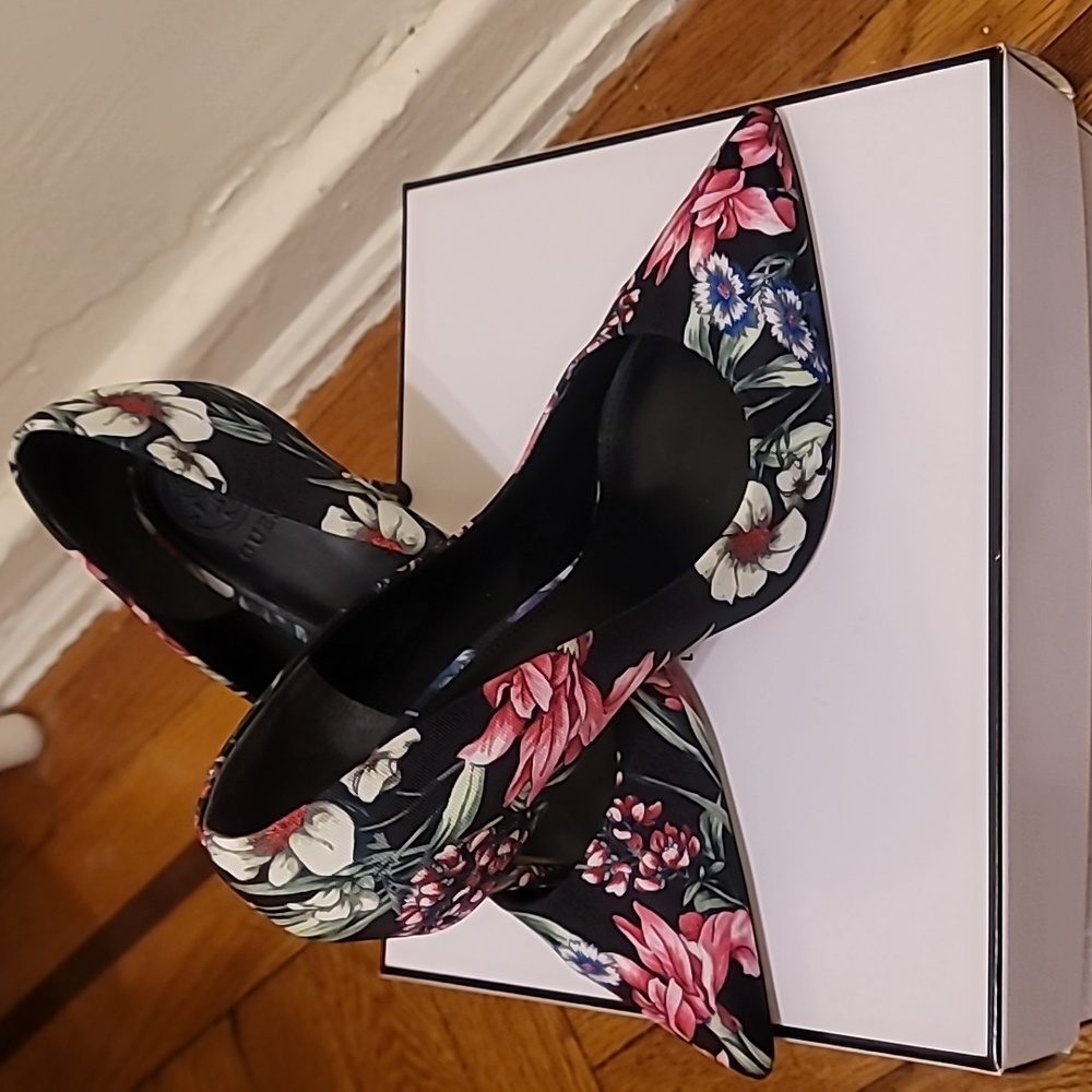 GUESS High heel fabric multicolored pump